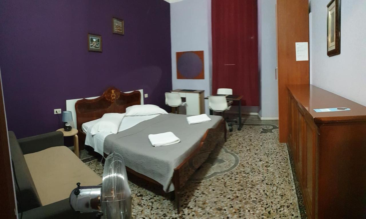 Guesthouse Ava Roma Esterno foto